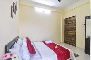House Goodwin 5BHK - Image 4