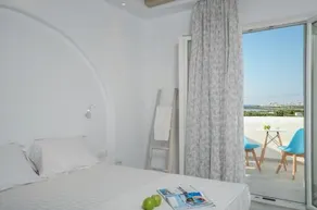 Naxian Spirit Suites & Apartments - Image 2
