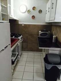 Tropical Garden Apartments - Image 4