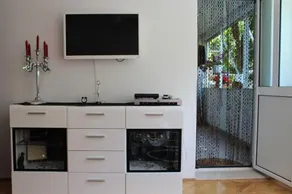 Apartment Tea 2 - Image 3