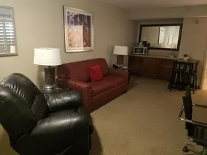 Ramada by Wyndham Tempe/At Arizona Mills Mall - Image 3