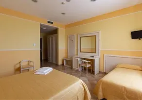 Hotel L'Angolo Verde - Image 2