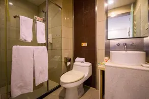 Motel Shanghai Hongkou Football Stadium Chifeng Road - Image 3