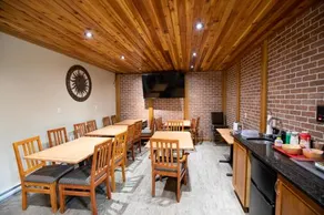Northway Motor Inn - Image 5
