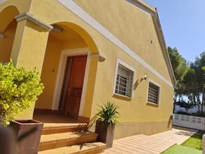 Villa con piscina y BBQ ideal para familias - Image 3