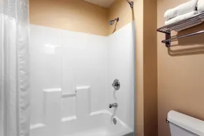 Ramada by Wyndham SeaTac Airport North - Image 5