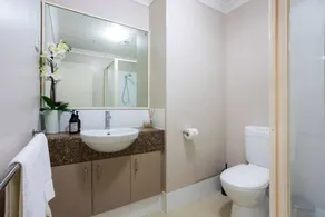 Pet Friendly 2BR APT with Balcony in East Vic Park - Image 4