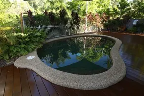 Cosy 1 Bed UNIT Close to the Beach and Town - Image 5