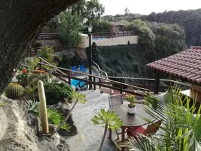 Masseria con internet veloce e piscina | Vista sulla montagna | Adatta per il telelavoro | Accetta animali domestici - Image 3