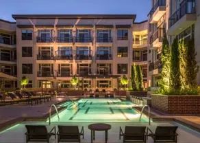 Midtown Luxury/Main Street Wonder - Image 3