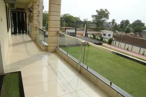 Hotel Shrestha Paradise - Image 5