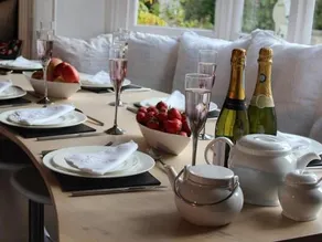 Prospect House PAINSWICK - Image 4