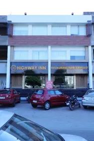 Highway Inn - Image 3