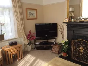 Summerlands Bed and Breakfast - Image 2
