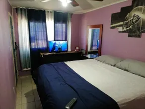 Private Room in a House - Image 3