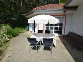 Comfortable Detached House With Large Garden - Image 4