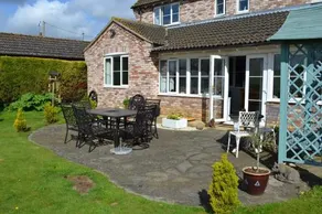 Acer Lodge Bed & Breakfast - Image 4