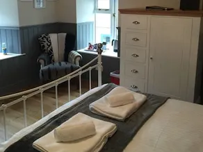 Victoria Inn - Image 4