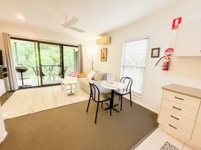 On Obi Maleny - Image 3