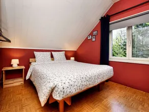 Modern Holiday Home With Private Garden - Image 3