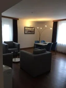 Junior Suite Apartment by Livingdowntown - Image 2