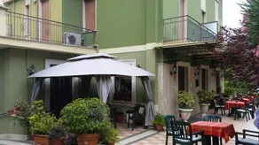 Hotel Ambrosi - Image 2