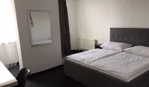 Tif Hotel & Restaurant - Image 5