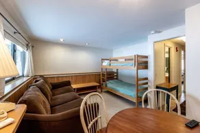 4br Private Townhouse At Smugglers' Notch Resort 4 Bedroom Condo - Image 4