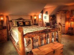 The Log House Lodge - Image 3