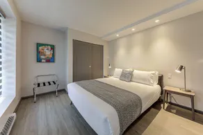 77 St-Vallier Appart Hôtel - Image 3
