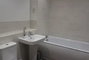 Oasis Apartments Borehamwood - Image 2