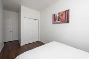 Cute and Comfy 2 Bedroom in Soulard - Image 5