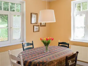 Holiday home in the Weser Highlands in a unique location with sunny terrace - Image 2