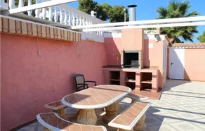 Nice Home In Tosal With 4 Bedrooms, Wifi And Outdoor Swimming Pool - Image 4