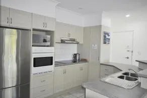 Bellissimo - 2 Bedroom apartment in the Sylvan Beach Resort! - Image 5