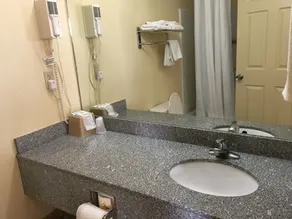 Eagle Inn - Image 3