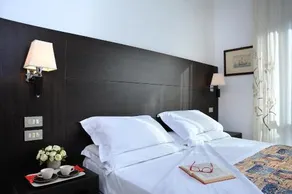 Hotel Europa - Image 2