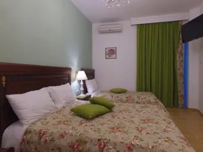 Akrotiri Hotel - Image 5