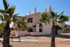 Casa Rust en Ruimte - Image 4