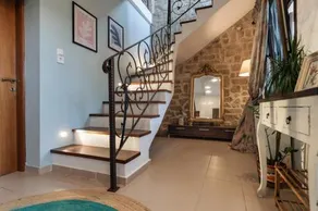 The Serenity Stone Lodge - Image 3