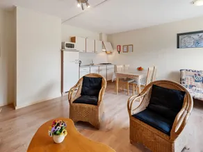 Enticing Apartment near Lake in Arum - Image 2