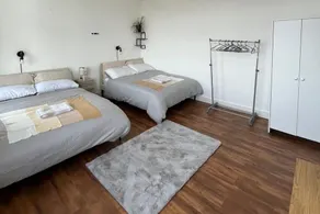 City centre & Parking 2 Bed AP - Image 2