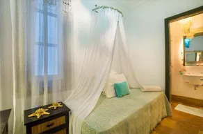 6 bedrooms villa with private pool enclosed garden and wifi at Spetses - Image 2