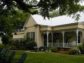 Pomegranate House & Cottages - Image 2