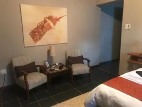 Malherbe Guesthouse - Image 5