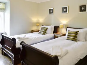 Craven House - Image 3