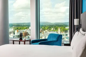 Radisson Blu Cardiff - Image 3