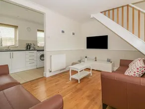 Pebble House Lowestoft - Image 3