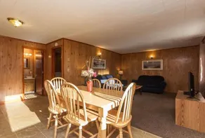 Flamingo Resort On Lake George - Image 4