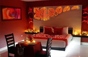 Auto Hotel Deluxe - Image 3
